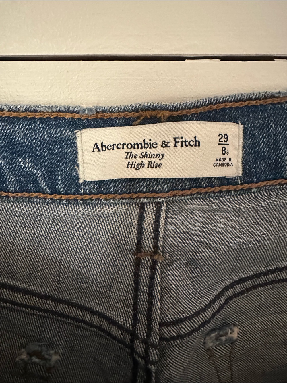 Abercrombie & Fitch Women's Medium Blue The Skinny High Rise Jeans